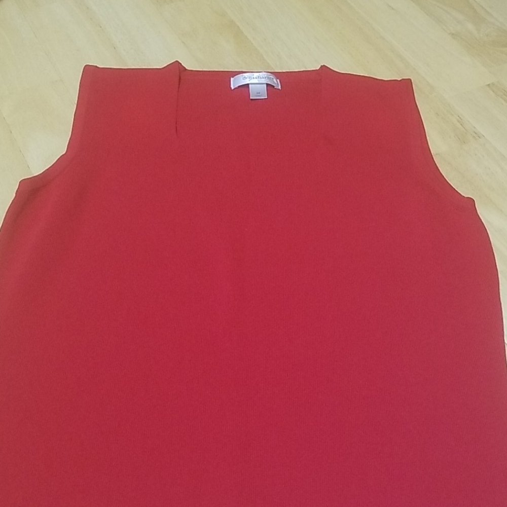 Beautiful ladies sleeveless top